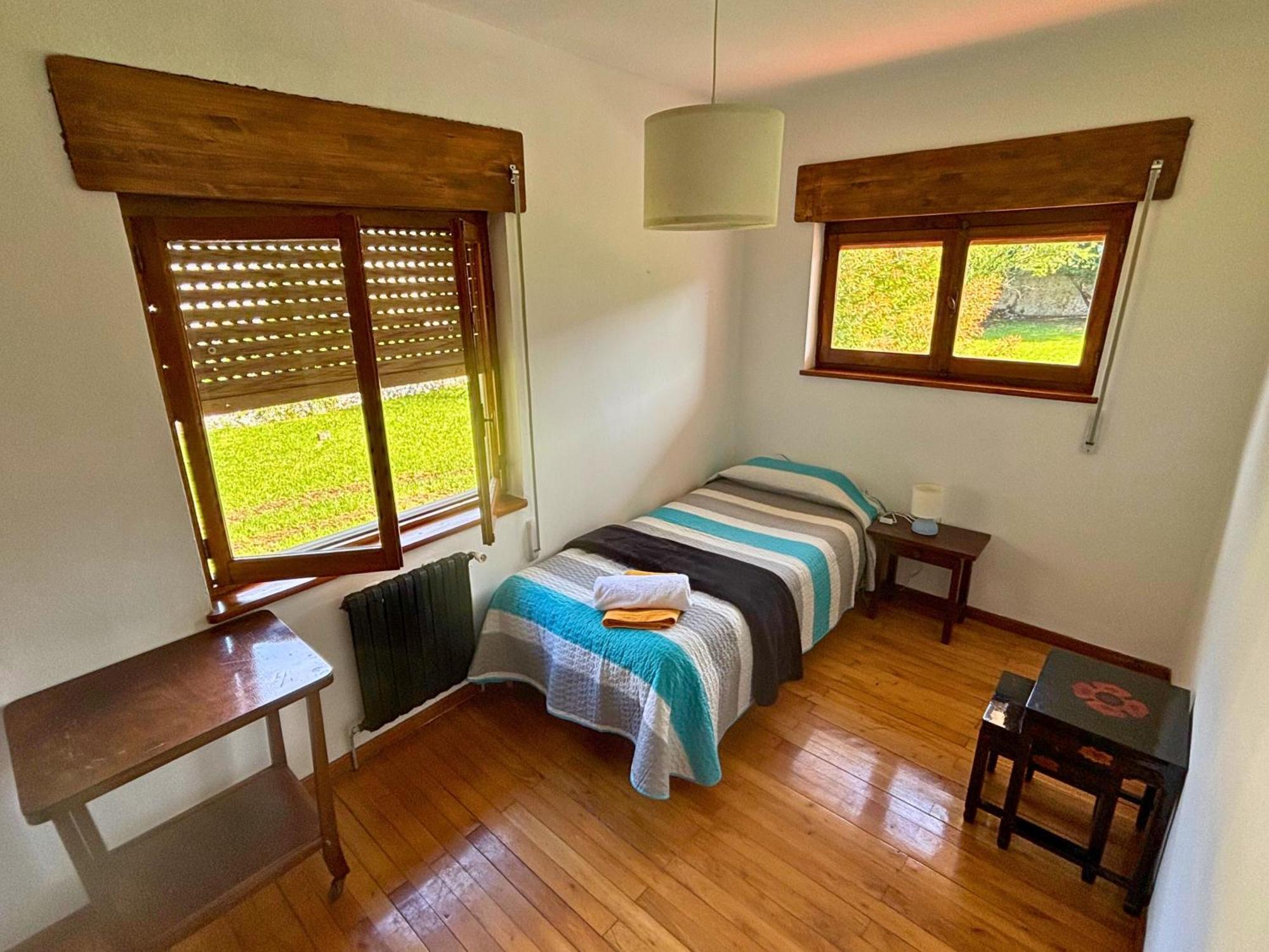Chalet Las Llamas Лянес Екстериор снимка